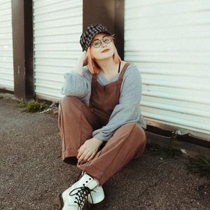 Meet your Posher, Rachel